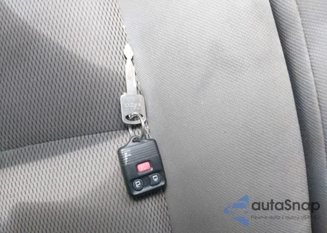 2004 Ford F-250 Lariat/Xl/Xlt z USA, uszkodzony, nr VIN 1FTNX21P24EB75044